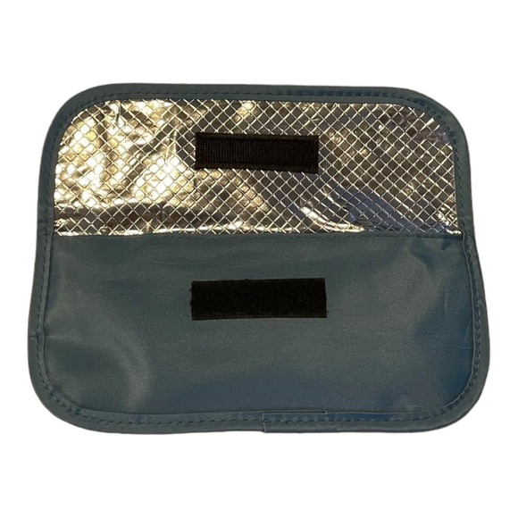 Babyliss Pro Nano Titanium Flat Iron 1/2" Travel / Purse
Size Never Used No Box - Picture 6 of 6